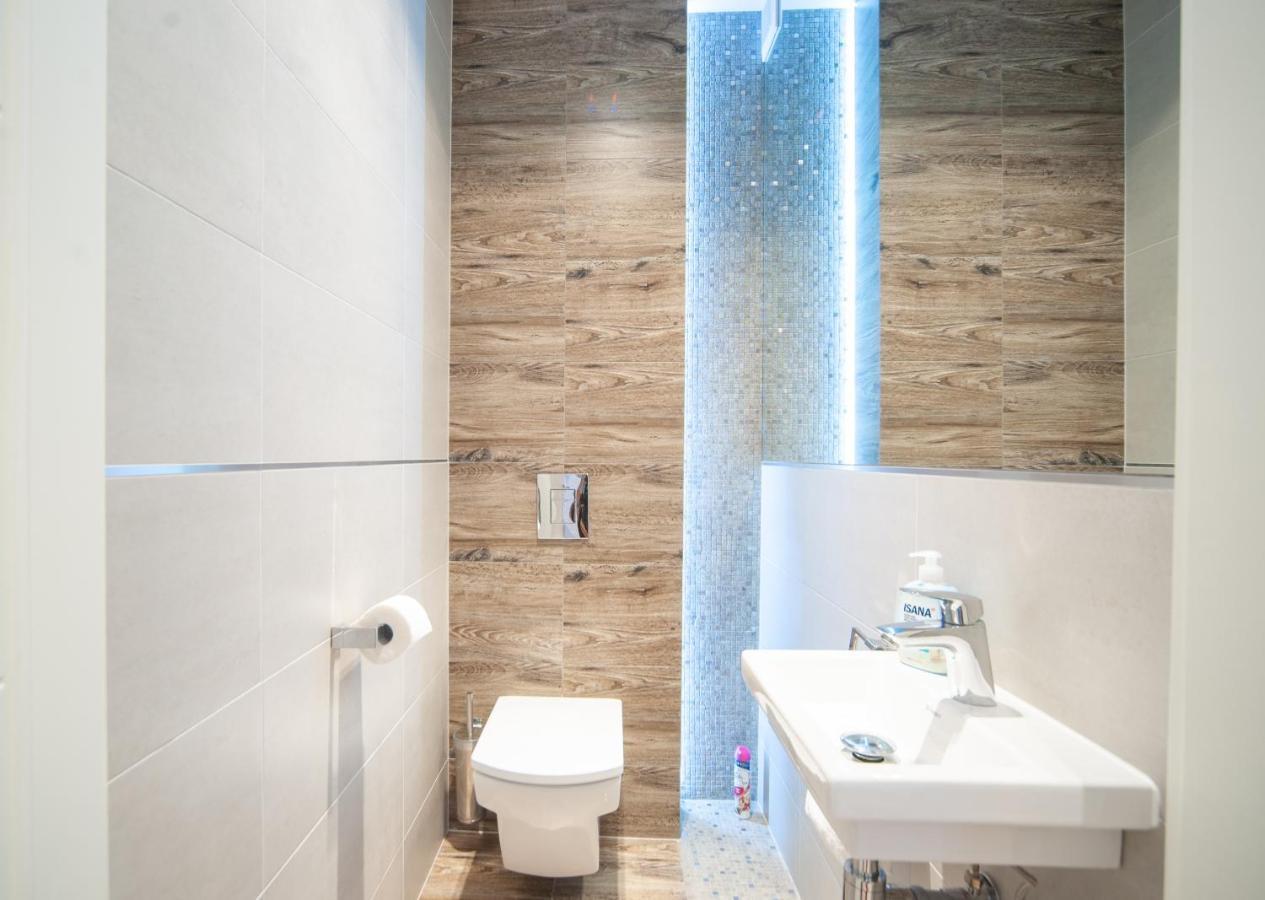 Apartment Sea View East Tower Porta Mare *